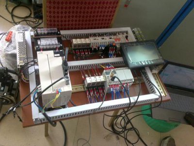 <b>電器自動控制系統(tǒng)</b>